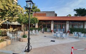 Zakros Hotel